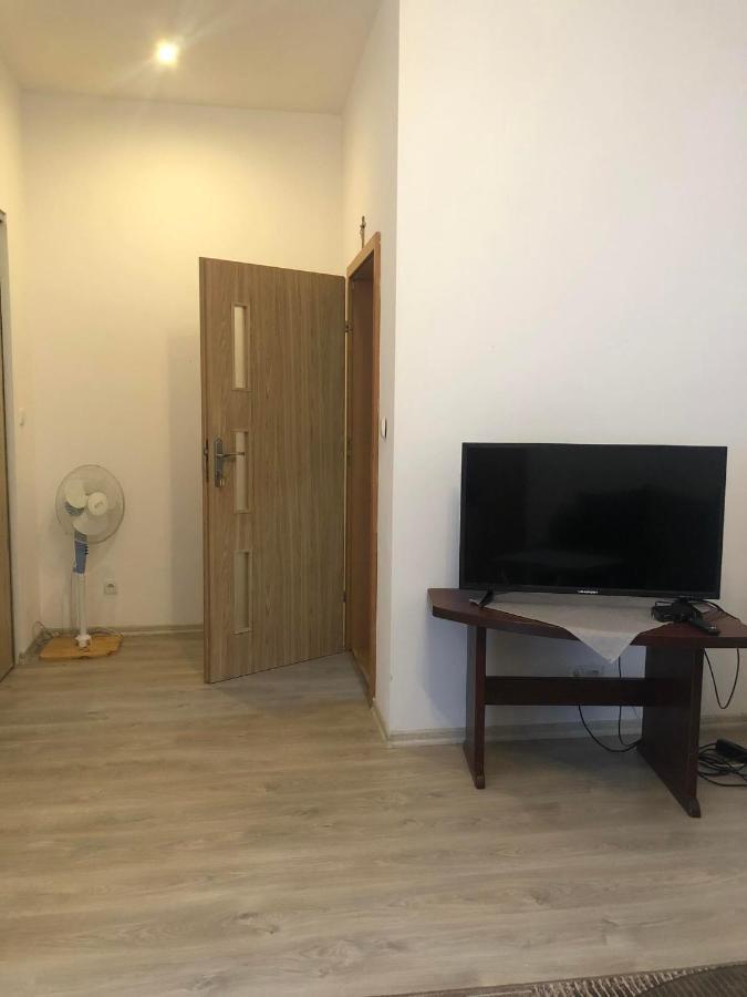Apartament Nad Jeziorem Ryn Ryn  Buitenkant foto
